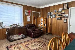 209 N River St, Enterprise, OR 97828 - Photo 6