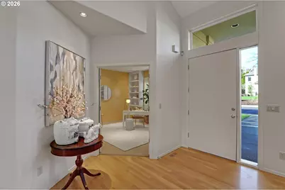 700 SW 67th Pl, Portland, OR 97225 - Photo 4