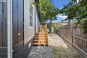 1527 NW 3rd St, McMinnville, OR 97128 - Photo 24