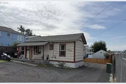 515 SE 4th St, Pendleton, OR 97801 - Photo 1