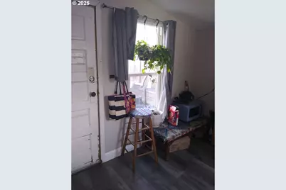 515 SE 4th St, Pendleton, OR 97801 - Photo 2