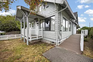 289 Harbor St, Florence, OR 97439 - Photo 4