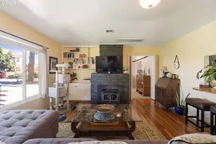 1306 E 18th St, The Dalles, OR 97058 - Photo 6