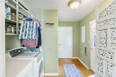 1306 E 18th St, The Dalles, OR 97058 - Photo 32