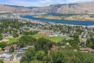 1306 E 18th St, The Dalles, OR 97058 - Photo 44