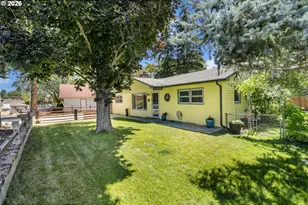 1306 E 18th St, The Dalles, OR 97058 - Photo 4
