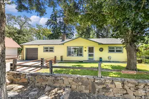 1306 E 18th St, The Dalles, OR 97058 - Photo 1