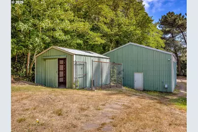 91722 Highway 104, Warrenton, OR 97146 - Photo 22