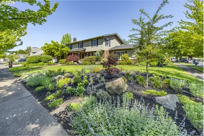 2885 Powderhorn St, Eugene, OR 97408 - Photo 1