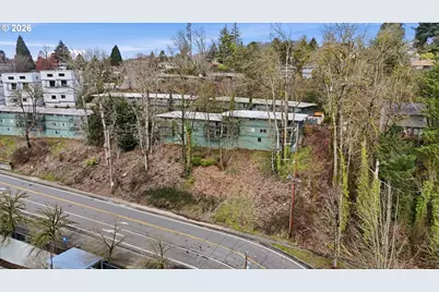 1015 SW Bertha Blvd #4, Portland, OR 97219 - Photo 30