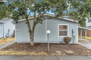 521 NE Mariners Loop, Portland, OR 97211 - Photo 2