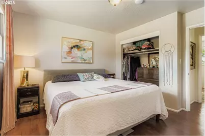 16646 SE Ankeny St, Portland, OR 97233 - Photo 14