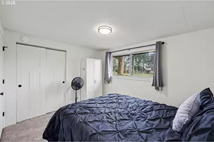 777 N 11th St, Cottage Grove, OR 97424 - Photo 16