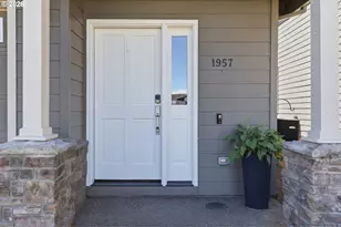1957 N Pine St, Canby, OR 97013 - Photo 4