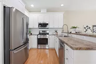 1957 N Pine St, Canby, OR 97013 - Photo 10