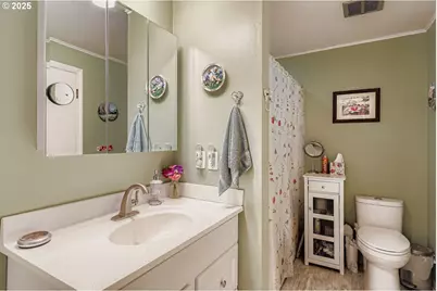 8295 Wheatland Rd, Keizer, OR 97303 - Photo 32