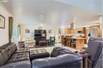 8295 Wheatland Rd, Keizer, OR 97303 - Photo 12