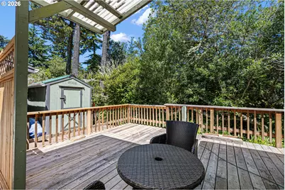 251 Outer Dr, Florence, OR 97439 - Photo 18
