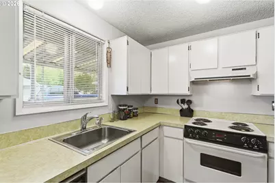 618 NE Fleming Ave, Gresham, OR 97030 - Photo 30