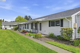 618 NE Fleming Ave, Gresham, OR 97030 - Photo 2