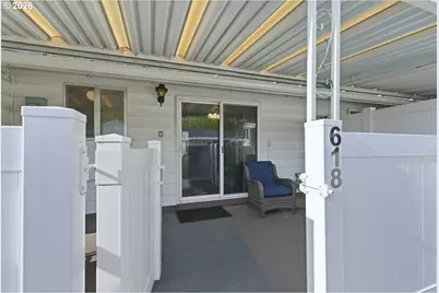618 NE Fleming Ave, Gresham, OR 97030 - Photo 10