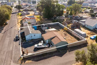 153 W Beech Ave, Hermiston, OR 97838 - Photo 8