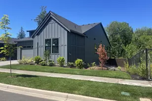 5155 N Benton Dr, Camas, WA 98607 - Photo 2