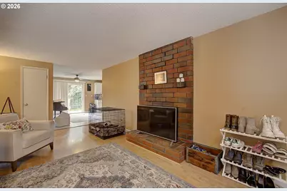 11612 SW 49th Ave, Portland, OR 97219 - Photo 6