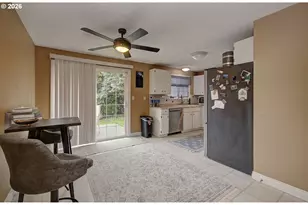 11612 SW 49th Ave, Portland, OR 97219 - Photo 16