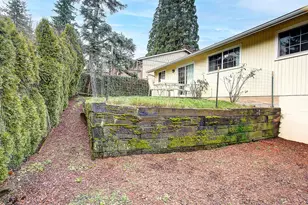 11612 SW 49th Ave, Portland, OR 97219 - Photo 26
