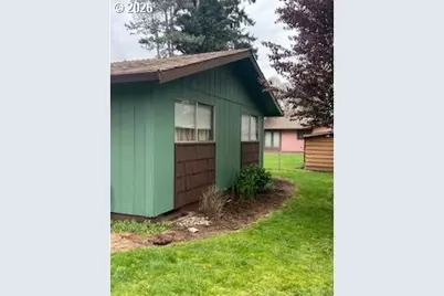 33821 SE Oak St, Scappoose, OR 97056 - Photo 2