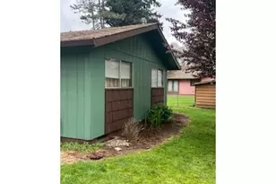 33821 SE Oak St, Scappoose, OR 97056 - Photo 2