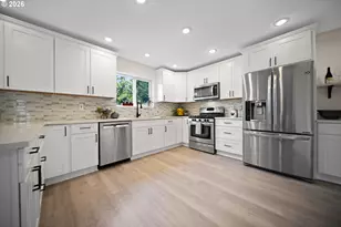 10355 SW Porter St, Portland, OR 97225 - Photo 10
