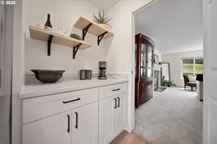 10355 SW Porter St, Portland, OR 97225 - Photo 14