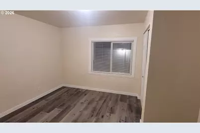 1123 W 2nd St, The Dalles, OR 97058 - Photo 16