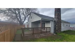 1123 W 2nd St, The Dalles, OR 97058 - Photo 2