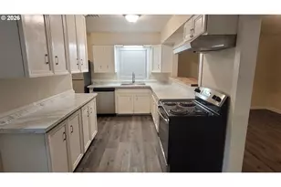 1123 W 2nd St, The Dalles, OR 97058 - Photo 8