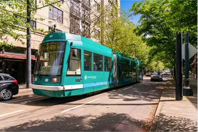 1135 NW Irving St, Portland, OR 97209 - Photo 42