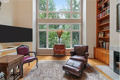 1135 NW Irving St, Portland, OR 97209 - Photo 4