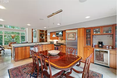 1135 NW Irving St, Portland, OR 97209 - Photo 10