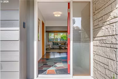 6246 SW 37th Ave, Portland, OR 97221 - Photo 4
