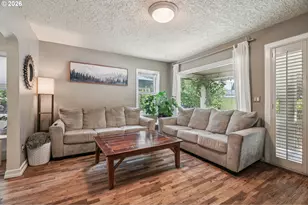 5629 SE Center St, Portland, OR 97206 - Photo 8