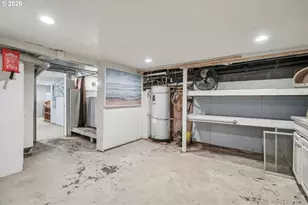 5629 SE Center St, Portland, OR 97206 - Photo 40