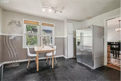 5629 SE Center St, Portland, OR 97206 - Photo 14