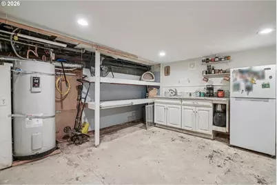 5629 SE Center St, Portland, OR 97206 - Photo 38