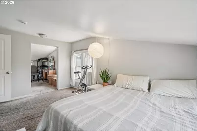 5629 SE Center St, Portland, OR 97206 - Photo 32