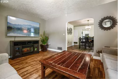 5629 SE Center St, Portland, OR 97206 - Photo 10