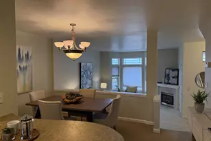 12138 NE Fremont St, Portland, OR 97220 - Photo 6