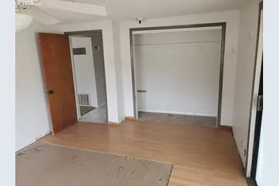 132 NE Sawyers Ln, Roseburg, OR 97470 - Photo 14