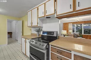 8513 NE Lewis Dr, Vancouver, WA 98662 - Photo 12